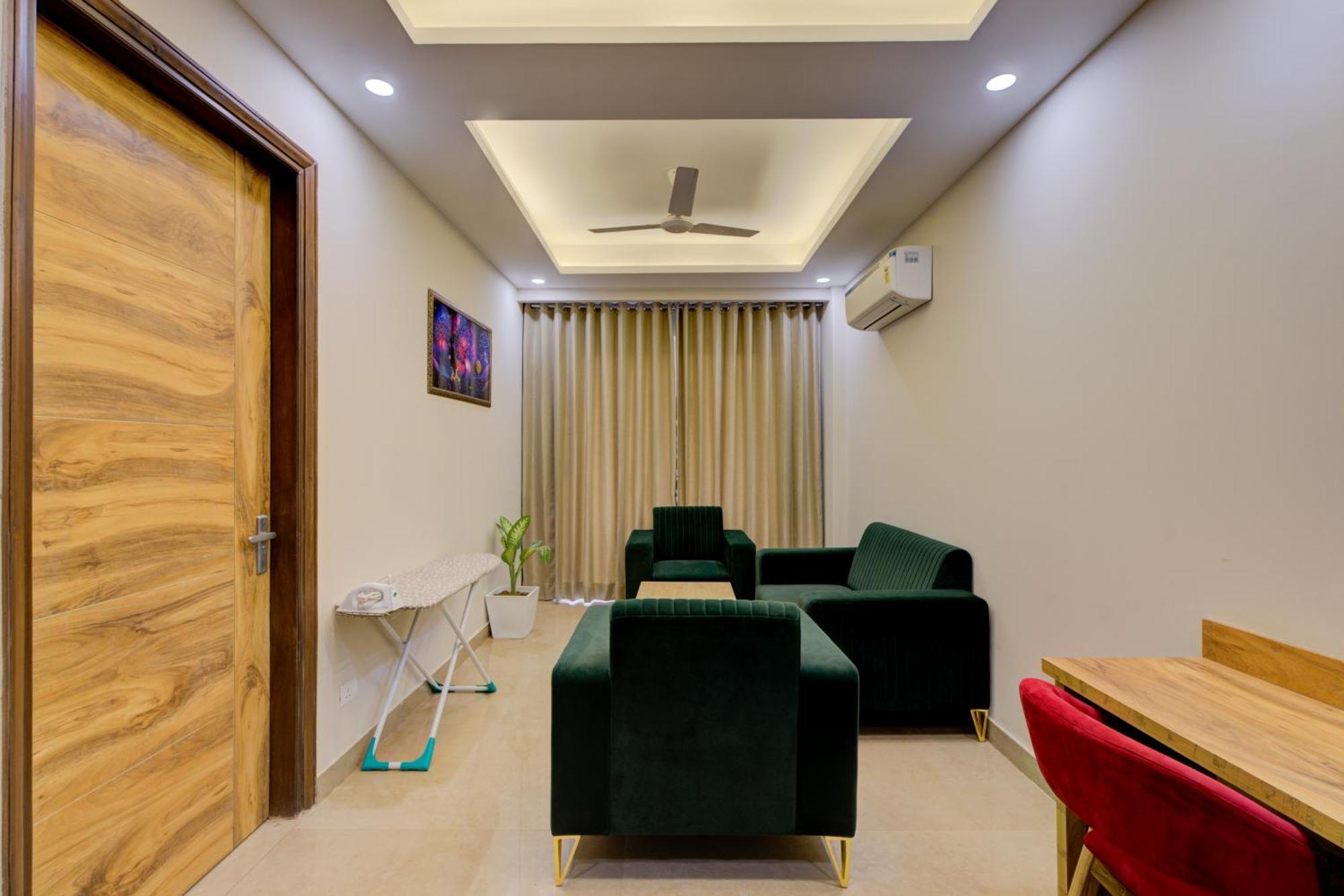 1 Bhk Serviced Apartments Near Millennium City Centre Gurugram With Private Washing Machine Гургаон Экстерьер фото